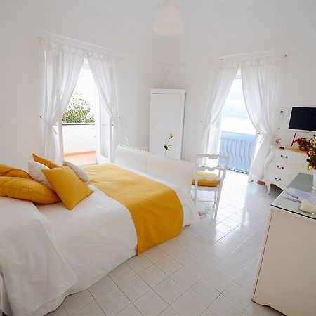 เรซิเดนเช วิลลา เยียรา - สำหรับผู้ใหญ่เท่านั้น Bed & Breakfast โปซิตาโน ภายนอก รูปภาพ