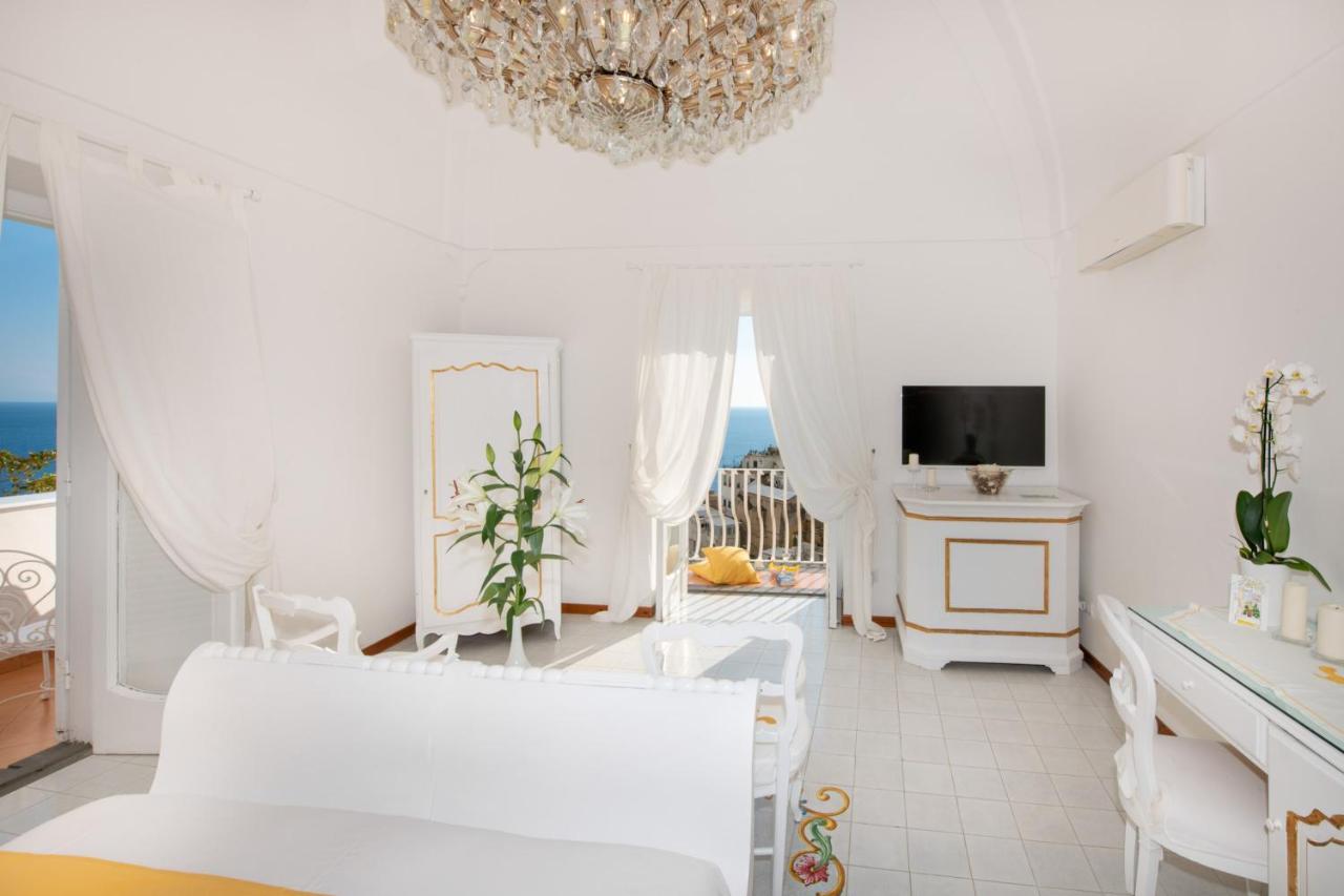 เรซิเดนเช วิลลา เยียรา - สำหรับผู้ใหญ่เท่านั้น Bed & Breakfast โปซิตาโน ภายนอก รูปภาพ